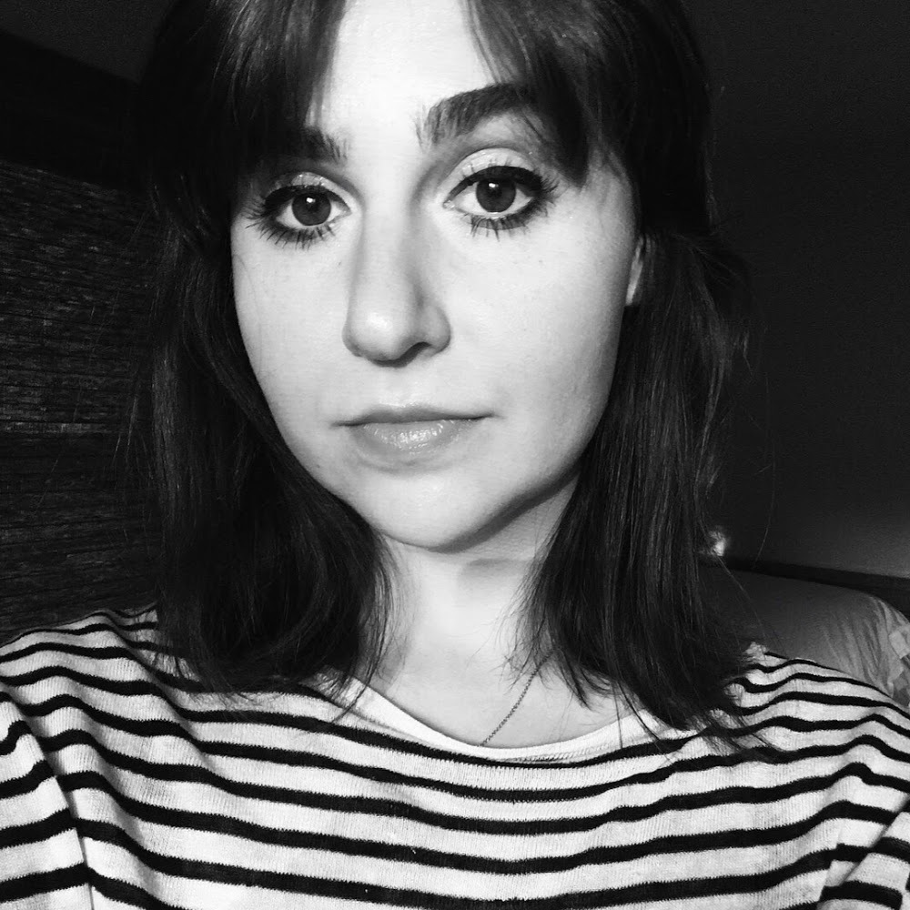 Meet your Posher, Caroline